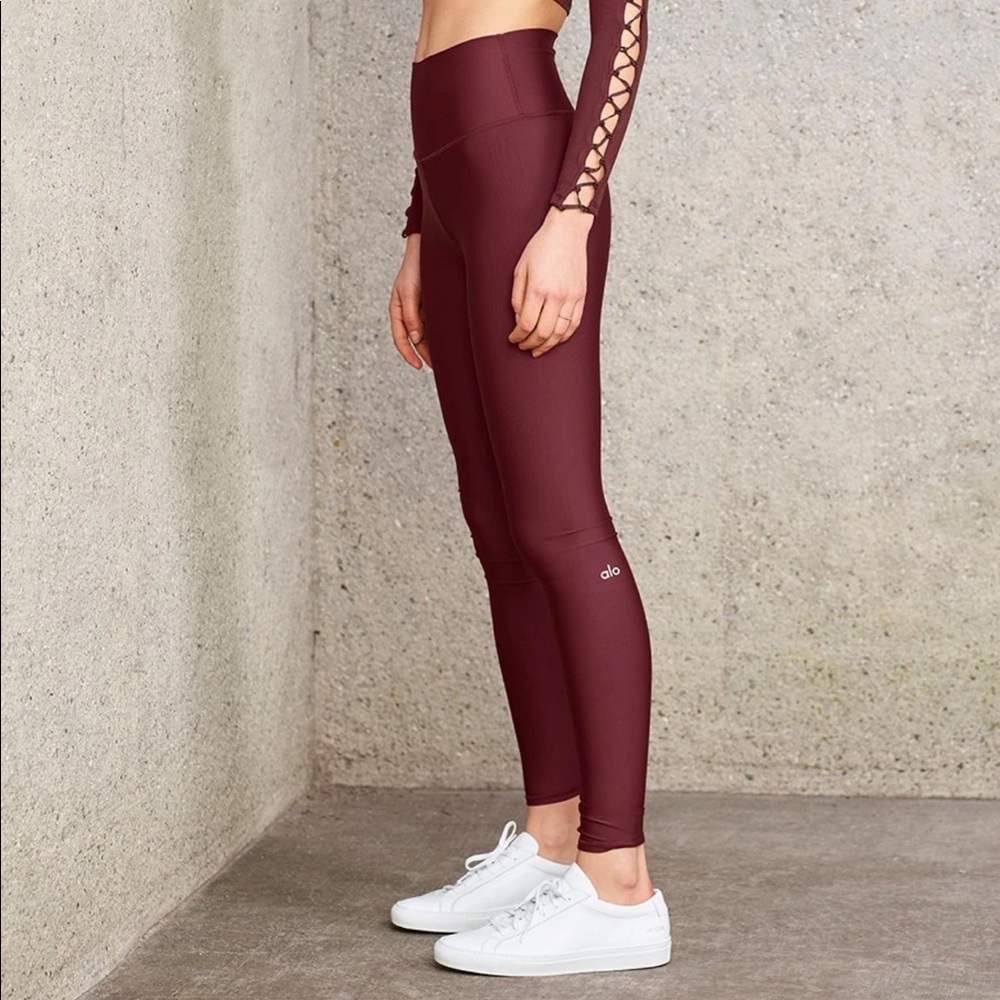 ALO Yoga Burgundy Leggings
